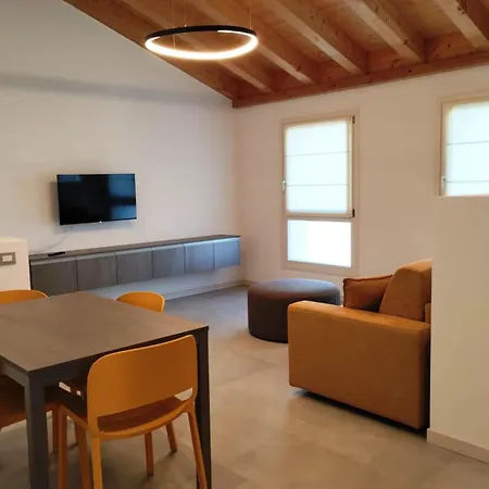 Corte Fornaci Apartment *